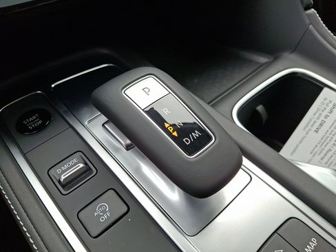 New 2026 INFINITI QX60 Luxe image 12