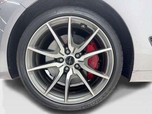 Used 2025 Genesis G70 2.5T RWD image 11