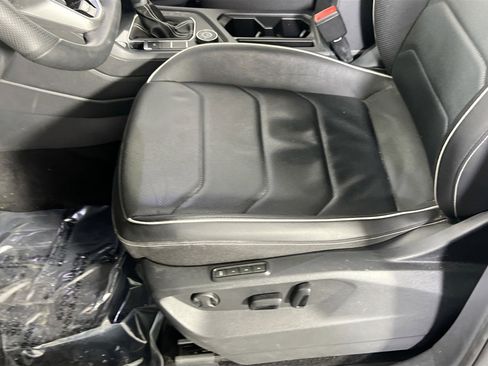 Used 2022 Volkswagen Tiguan SEL R-Line image 20
