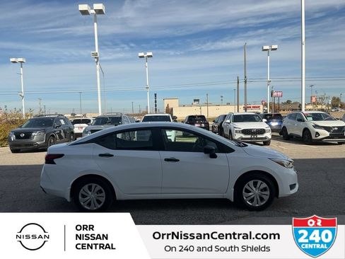 Used 2025 Nissan Versa S w/ Trunk Package FWD image 4