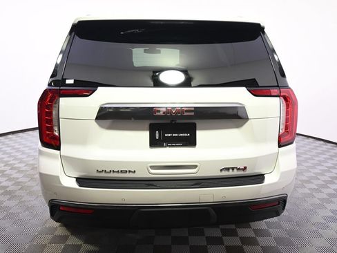 Used 2021 GMC Yukon AT4 w/ Rear Media and Nav Package AWD/4WD image 5