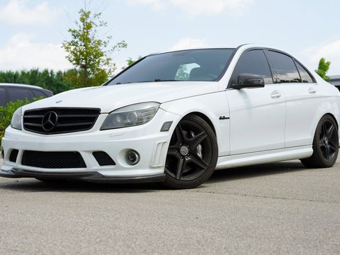 Used 2010 Mercedes-Benz C 63 AMG Sedan image 2