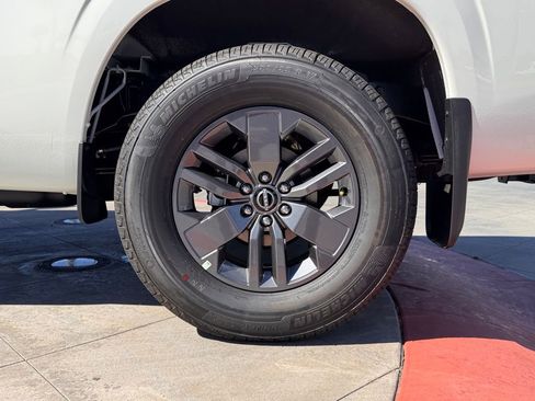 New 2026 Nissan Frontier SV w/ SV Convenience Package image 8