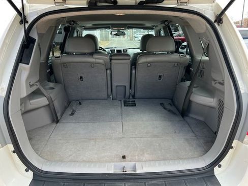 Used 2013 Toyota Highlander Limited image 37