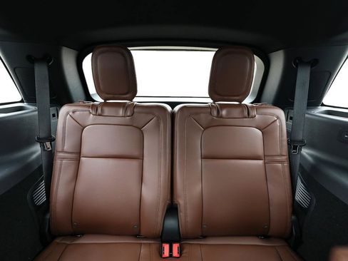 New 2026 Lincoln Aviator Reserve AWD/4WD image 21