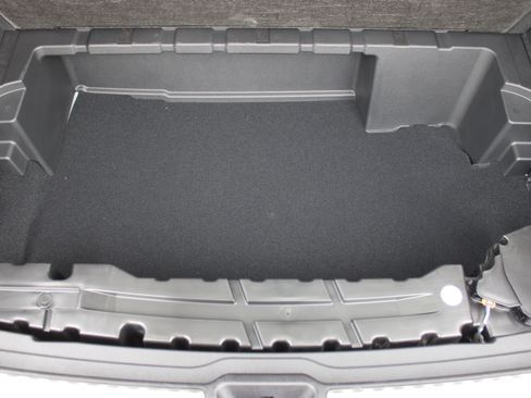 Certified 2025 Audi Q5 Premium w/ Convenience Package image 29