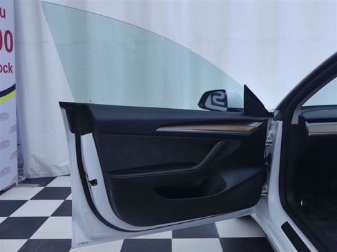 Used 2023 Tesla Model 3 Standard Range RWD image 24