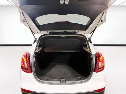 Used 2022 Buick Encore Preferred w/ Safety Package FWD image 16