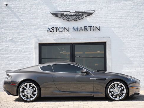 Used 2009 Aston Martin DBS Coupe RWD image 16