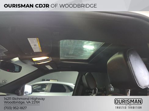 Used 2023 Dodge Durango R/T AWD/4WD image 7