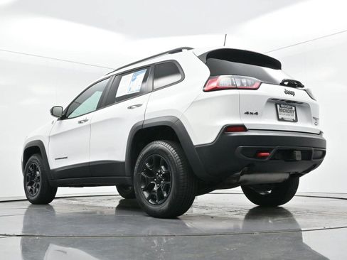 Used 2022 Jeep Cherokee Trailhawk w/ Trailer Tow Group AWD/4WD image 46