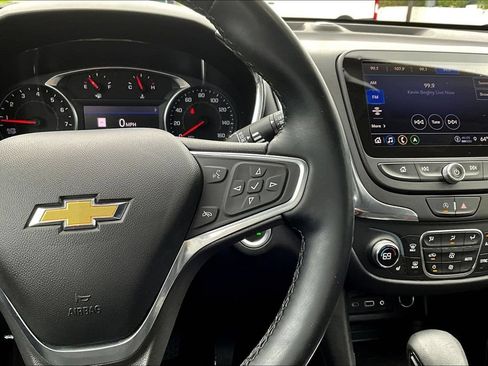 Used 2023 Chevrolet Equinox LT AWD/4WD image 12