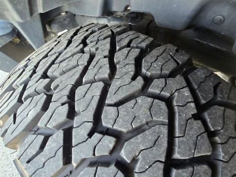 Used 2024 Ford Bronco Big Bend image 12