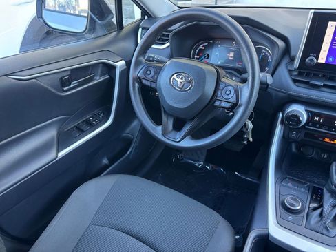 Used 2025 Toyota RAV4 LE image 30