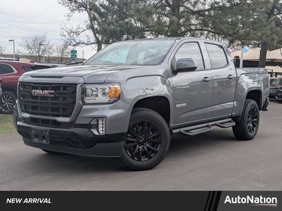 Used 2022 GMC Canyon Elevation w/ Elevation Premium Package