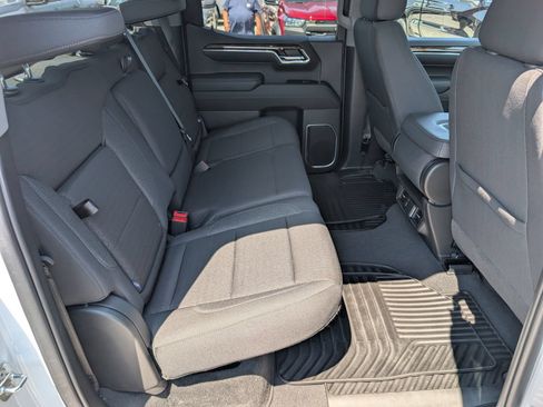 Used 2024 GMC Sierra 1500 Elevation w/ X31 Off-Road Package AWD/4WD image 14