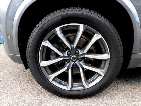 Used 2019 Volvo XC90 T6 Momentum w/ Advanced Package AWD/4WD image 27