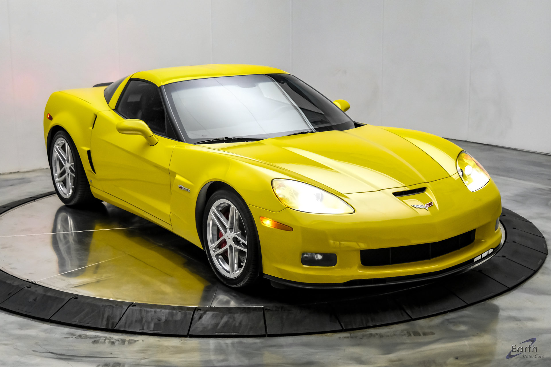 Used 2007 Chevrolet Corvette Z06 w/ Preferred Equipment Group RWD image 28