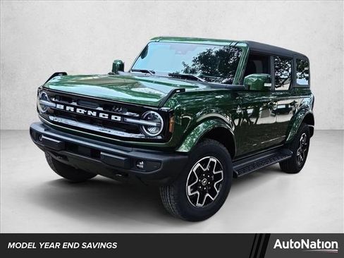 New 2025 Ford Bronco Outer Banks image 1