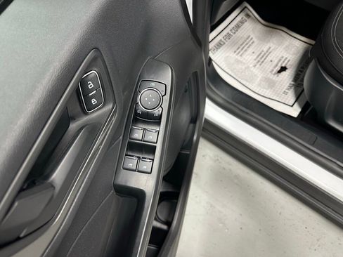 Used 2025 Ford Escape Active image 9