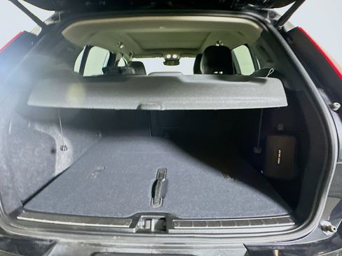 Used 2023 Volvo XC40 B5 Plus w/ Driver Assist Package image 29