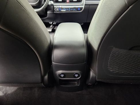 Certified 2024 Hyundai Ioniq 5 SEL AWD/4WD image 17