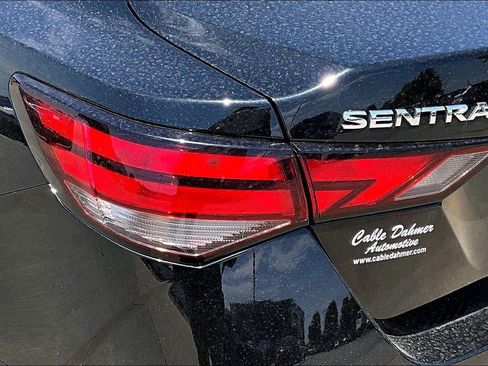 Used 2025 Nissan Sentra S FWD image 23