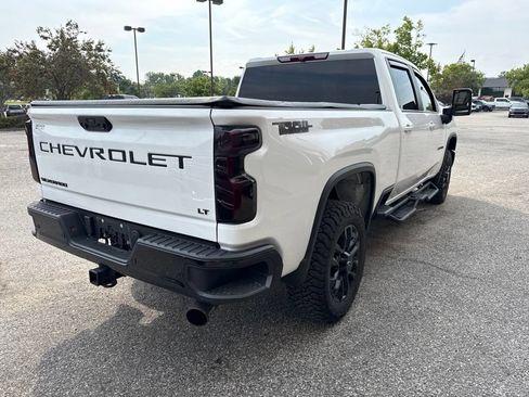 Used 2025 Chevrolet Silverado 2500 LT w/ Trail Boss Package AWD/4WD image 16