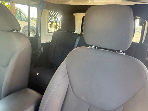 Used 2018 Jeep Wrangler Unlimited Sport S image 23