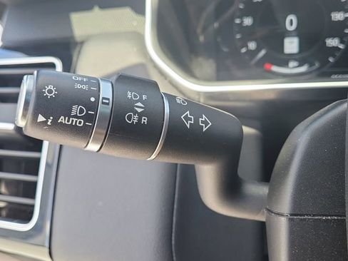 Used 2020 Land Rover Range Rover Sport HSE image 24