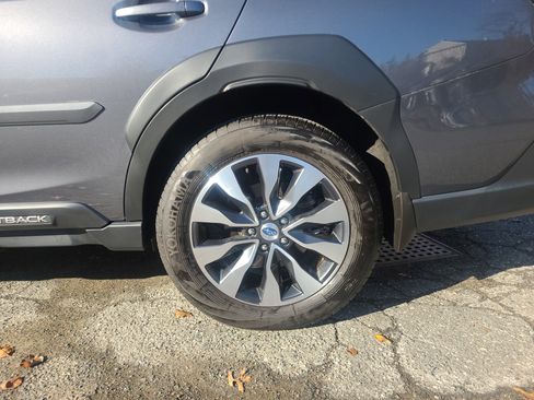 Used 2023 Subaru Outback Limited XT image 11
