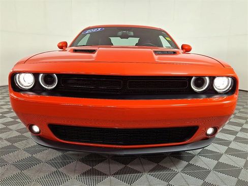Used 2023 Dodge Challenger SXT w/ Blacktop Package image 5