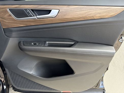 New 2026 Volkswagen Atlas SE image 37