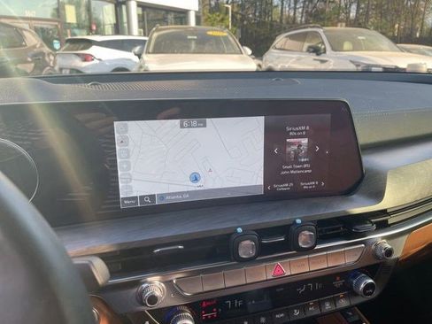 Used 2025 Kia Telluride SX Prestige X-Line image 2