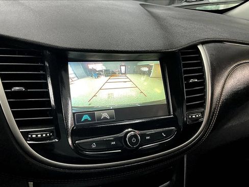 Used 2017 Chevrolet Trax LT w/ Driver Confidence Package FWD image 13