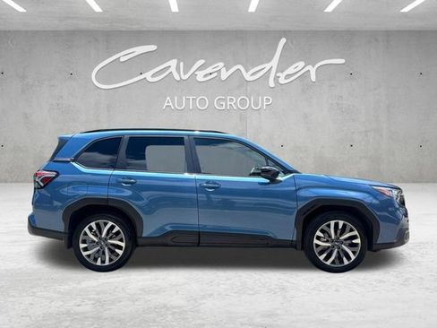 Used 2025 Subaru Forester Touring AWD/4WD image 21