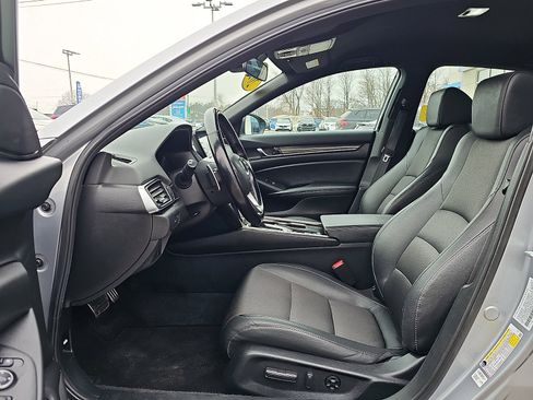 Used 2021 Honda Accord Sport image 14
