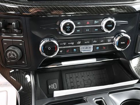 New 2025 Ford F150 Lariat w/ Equipment Group 502A High image 21