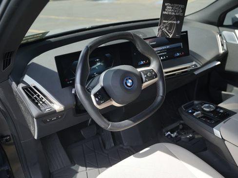 Certified 2024 BMW iX xDrive50 w/ Premium Package AWD/4WD image 9
