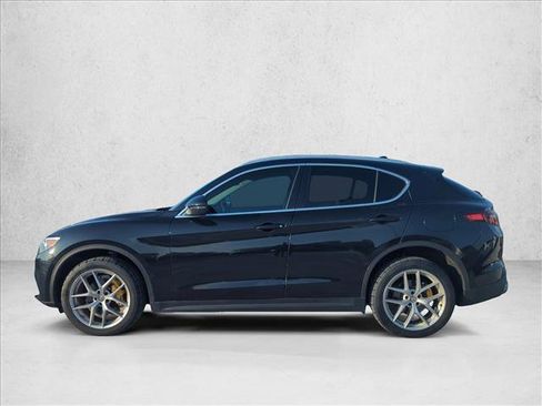 Used 2019 Alfa Romeo Stelvio Ti Lusso w/ Quick Order Package 22X Lusso image 8