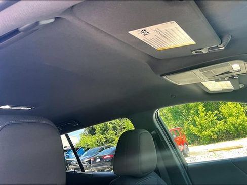 Used 2026 Chevrolet Equinox LT FWD image 20