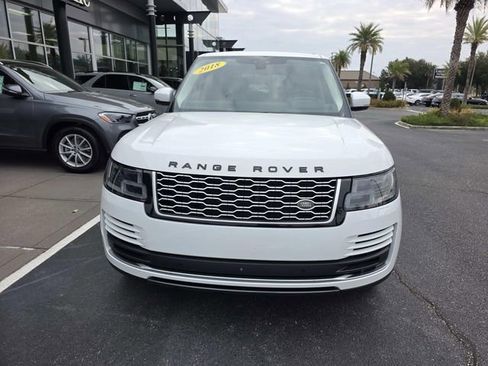 Used 2018 Land Rover Range Rover HSE image 3