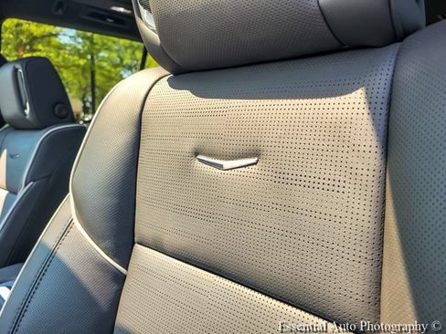 New 2026 Cadillac Escalade Luxury w/ LPO, Floor Liner Package AWD/4WD image 15