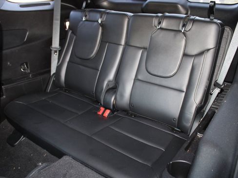 Used 2020 Ford Explorer ST w/ Premium Technology Package image 6