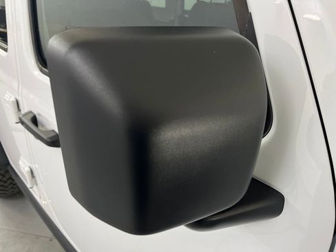 Used 2025 Jeep Wrangler Willys image 51