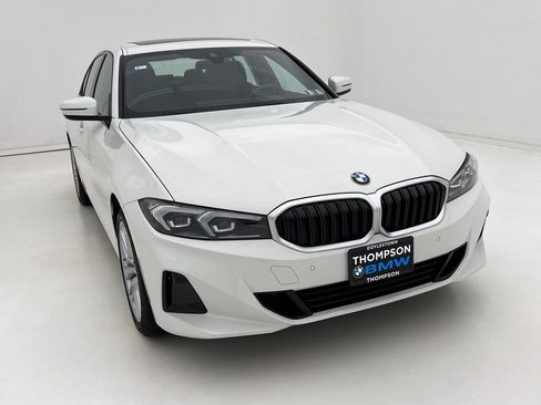 Certified 2023 BMW 330i xDrive Sedan w/ Convenience Package AWD/4WD image 3