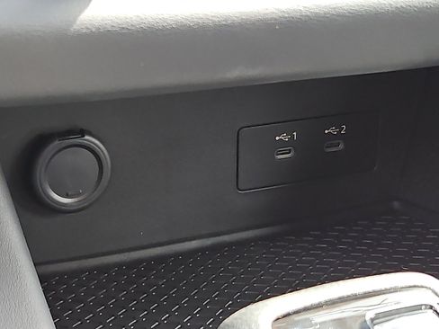 New 2026 Nissan Pathfinder SV image 17