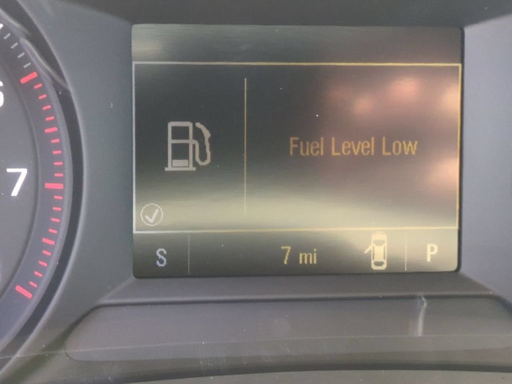 Used 2023 Chevrolet TrailBlazer LS FWD image 12