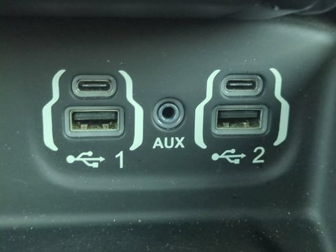Used 2021 RAM 1500 Limited AWD/4WD image 23