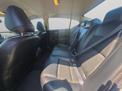 Used 2023 Nissan Altima 2.5 SR FWD image 12